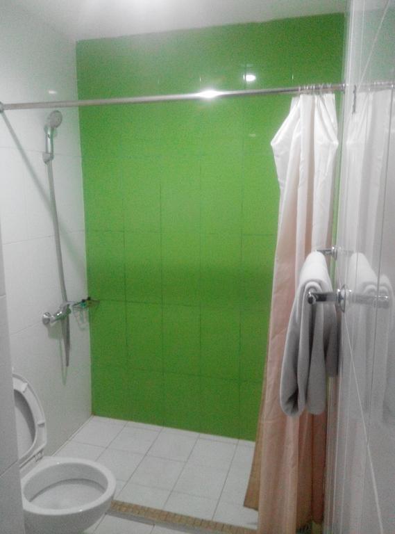 Ion Hotel Padang  Buitenkant foto