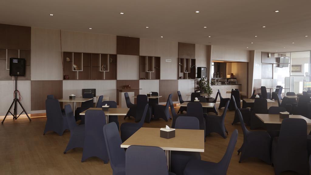 Ion Hotel Padang  Buitenkant foto